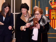 La tudelana Mª Carmen Forcada recibe la medalla de la Orden Civil de Alfonso X el Sabio