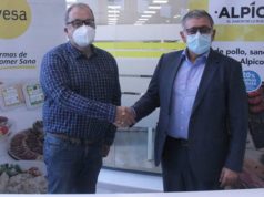 Alberto Ramírez Arregui, presidente del club Ribera Navarra FS, y Raúl Gómez Arranz, director general de Grupo Uvesa