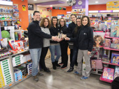 Folder pone magia a la Navidad Folder Tudela