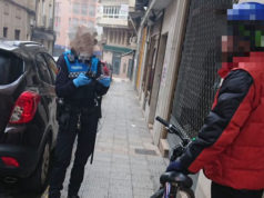 La Policía Municipal sigue multando la presencia en las calles sin motivo justificado