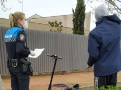 La policía municipal desaloja una vivienda donde había una reunión de amigos