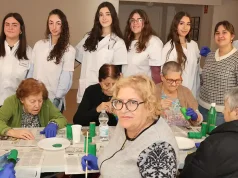 Encuentro intergeneracional en la Real Casa de Misericordia