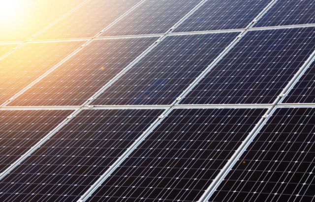 solar-panels-24julio9 parques solares