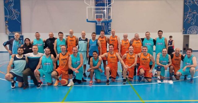 veteranos-debut-BALONCESTO-ARENAS Baloncesto Arenas